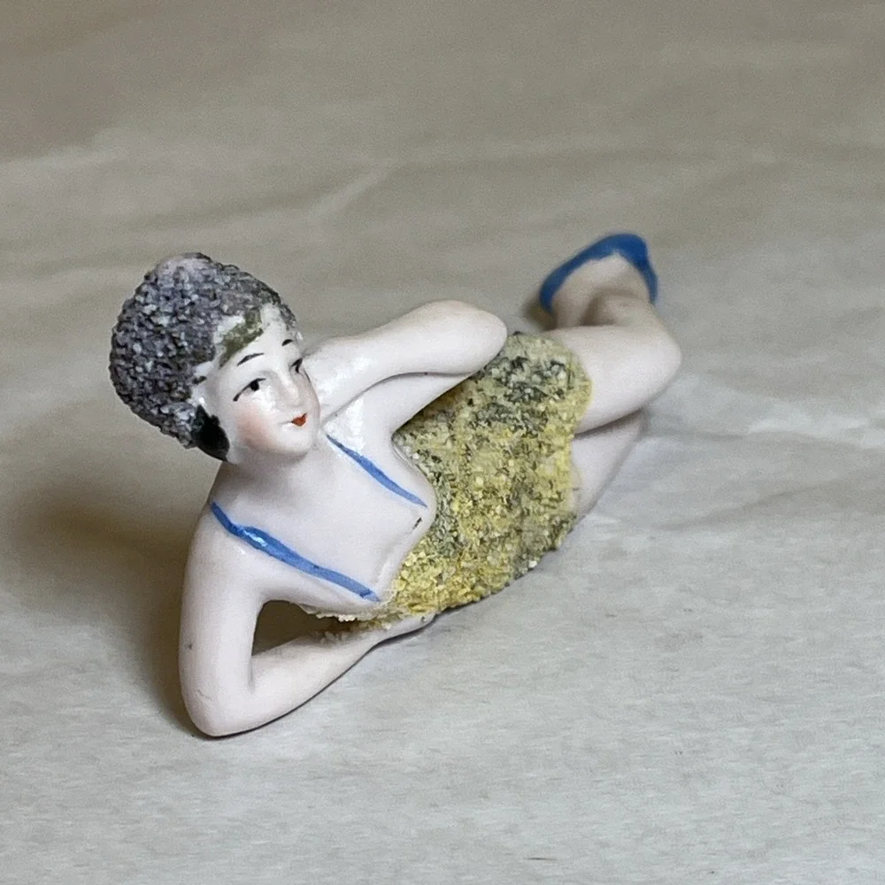 ANTIQUE ART DECO GERMAN BISQUE BATHING BEAUTY NUDE FIGURINE Vtg 5684 Textured